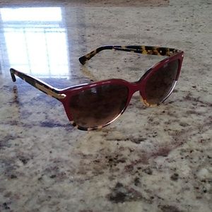 Coach sunglasses, L109 HC8132 model, with case